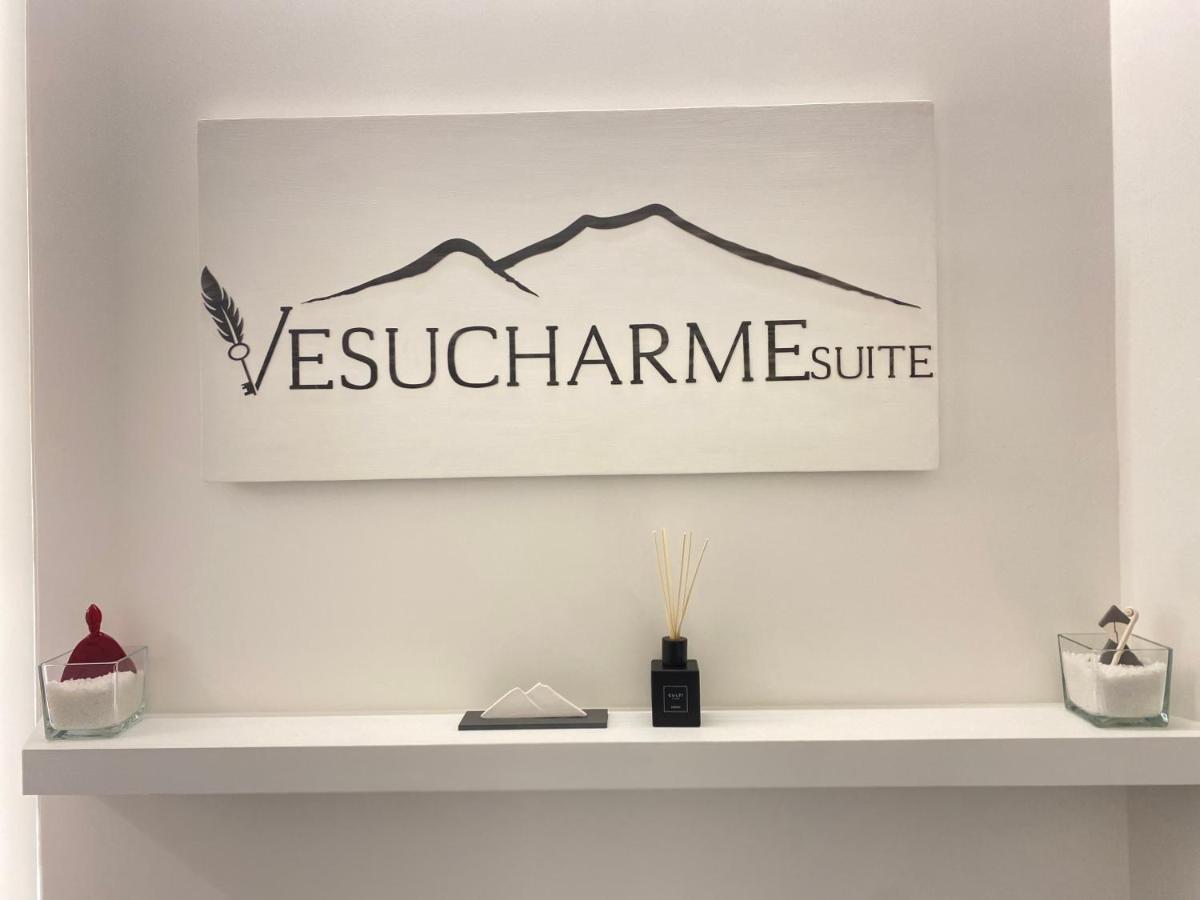 Vesucharme Suite Luxury Room Nápoles Exterior foto